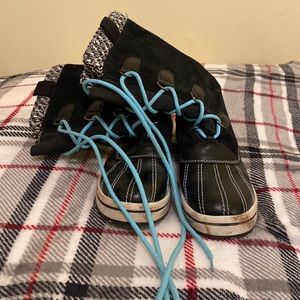 Black Women’s Winter Boots